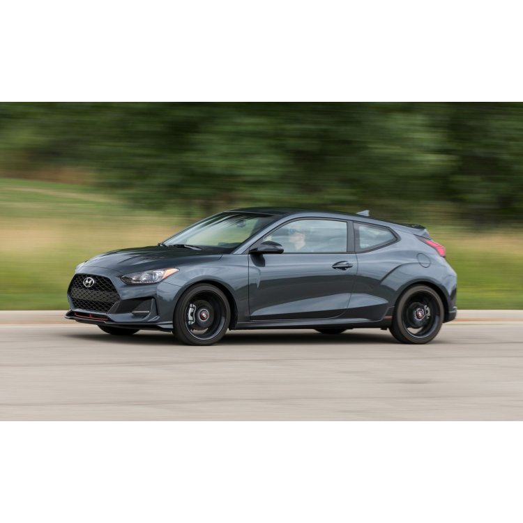 Hyundai Veloster service professionals