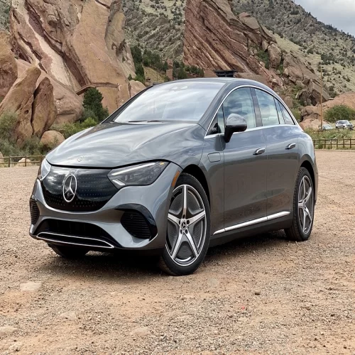 Mercedes EQE service call