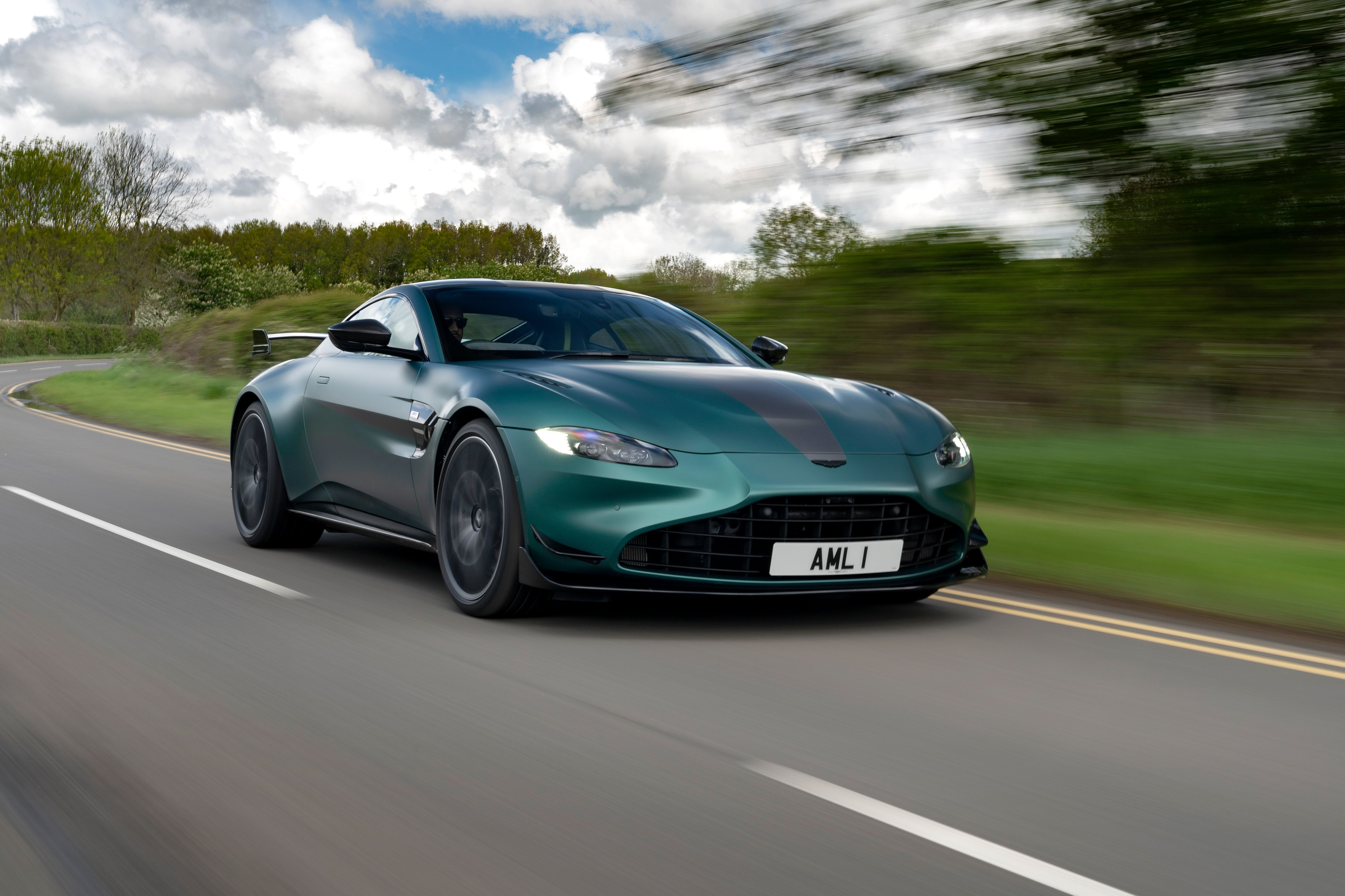 nearby Aston Martin Vantage parts