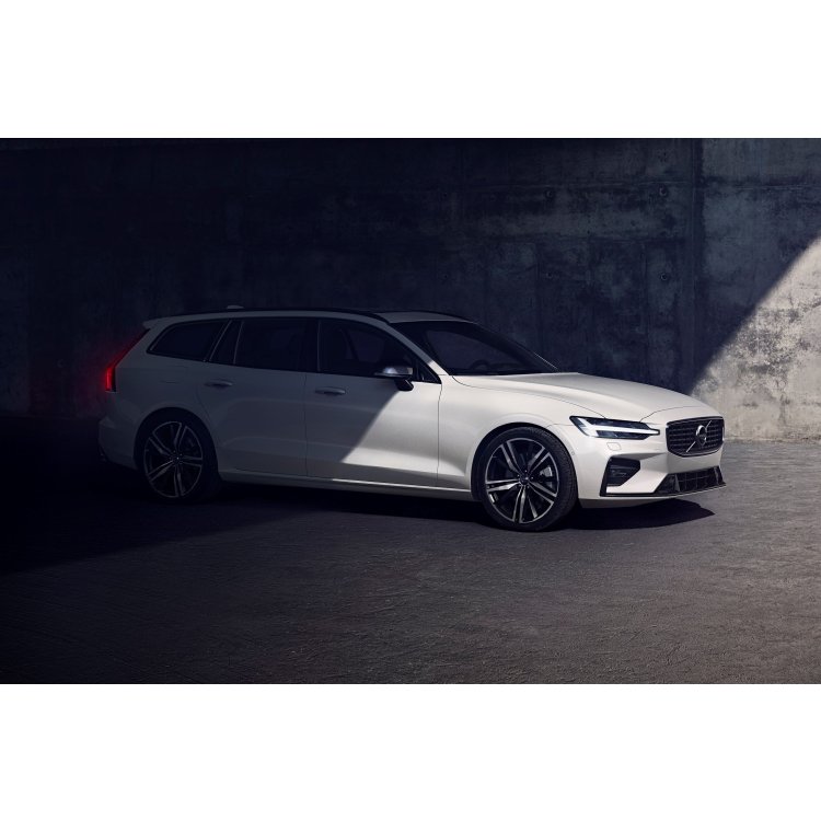 nearby Volvo V60 parts