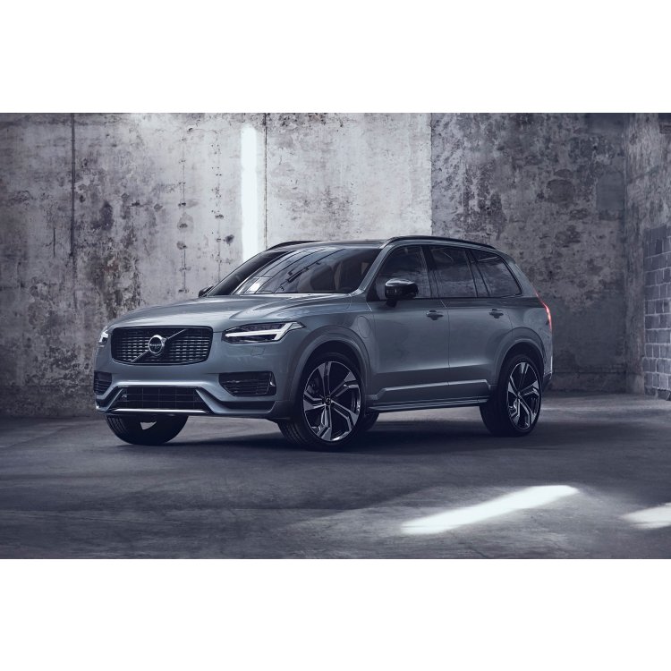 nearby Volvo XC90 parts