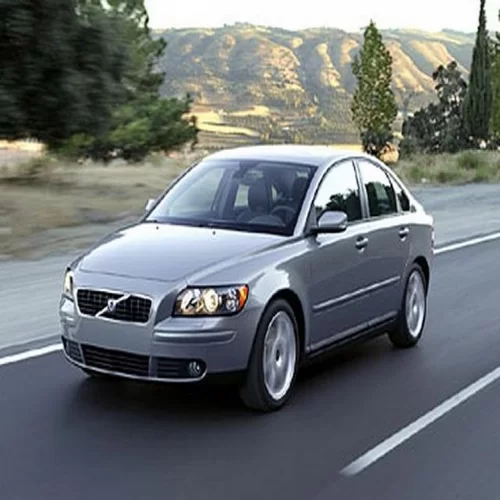 Volvo Automobile Model 2011  S40