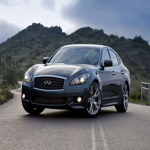 Infiniti Automobile Model 2013 Infiniti M
