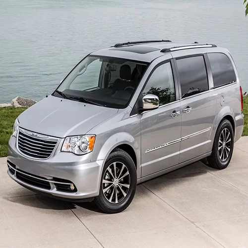 Chrysler Automobile Model 2016  Town & Country