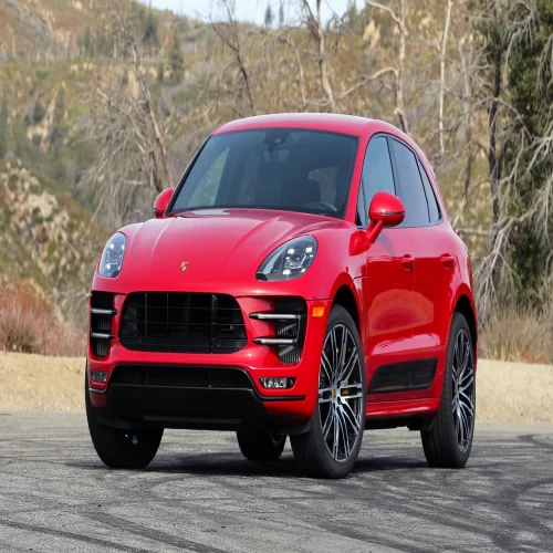 Porsche Automobile Model 2018 Porsche Macan Turbo