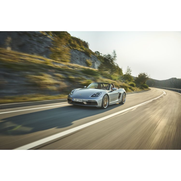 Porsche Automobile Model 2022 Porsche 718 Boxster