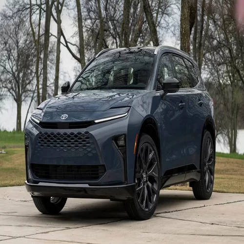 Toyota Automobile Model 2025 Toyota Crown Signia